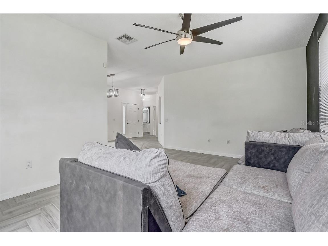 1023 Embrun Court Kissimmee FL 34759 O6347304 image12