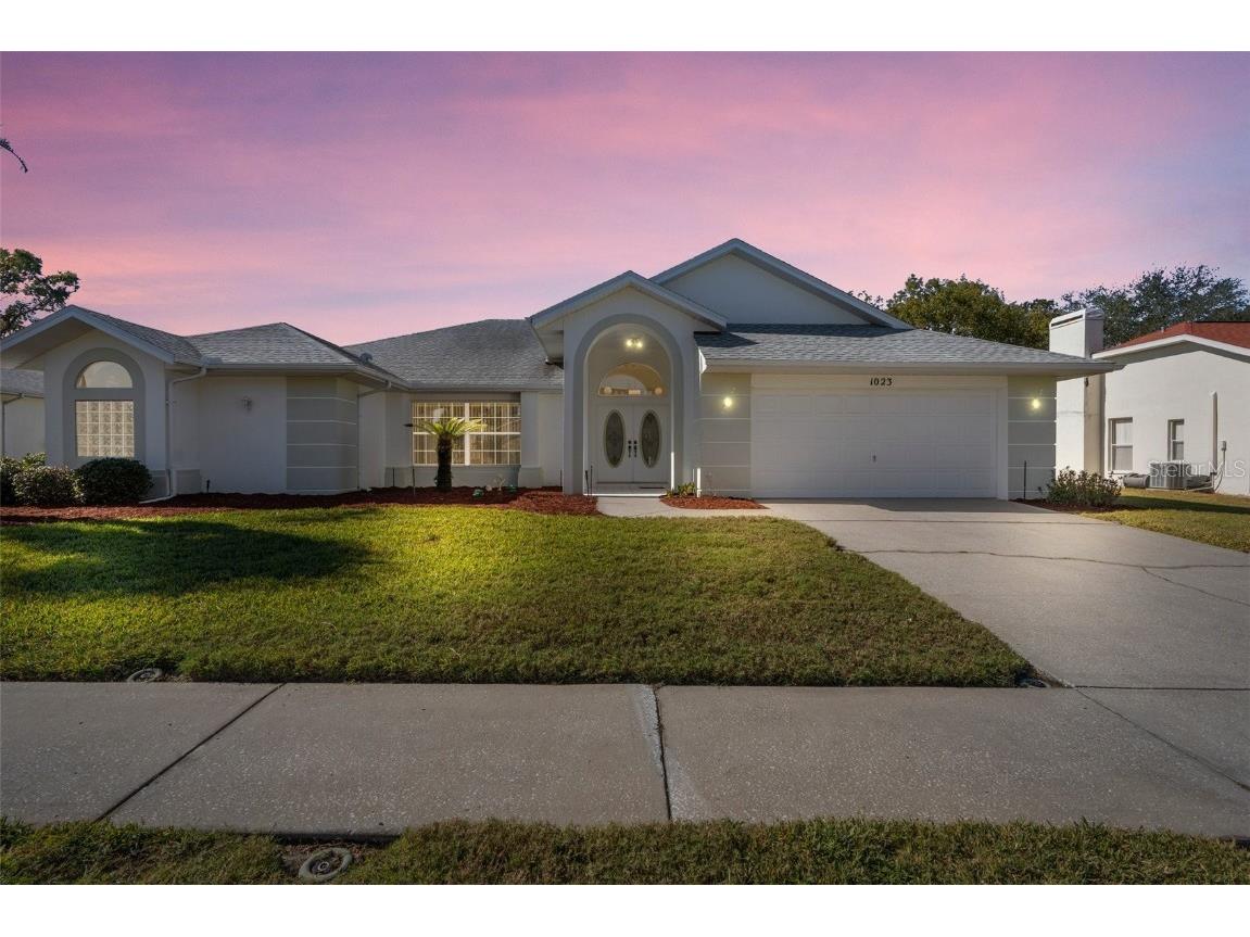 1023 Greenturf Road Spring Hill FL 34608 W7870340 image1