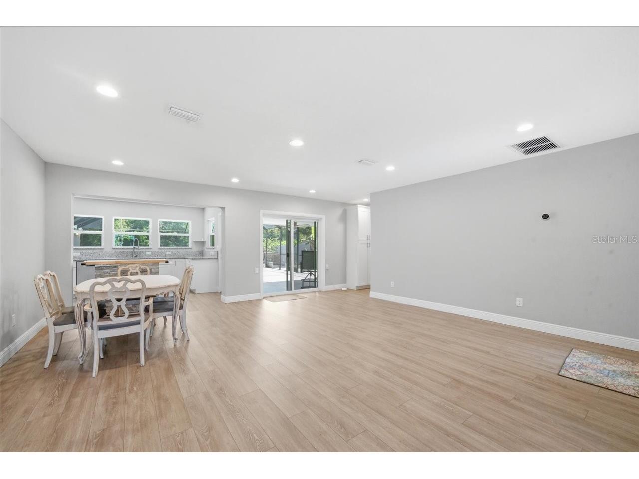 1023 Idlewild Drive N Dunedin FL 34698 TB8492969 image14