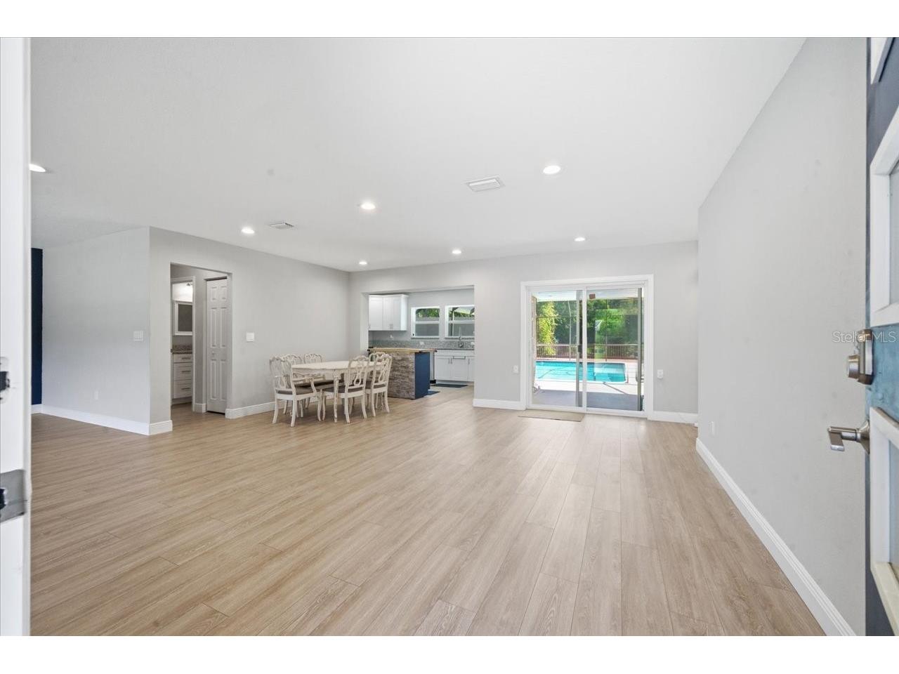 1023 Idlewild Drive N Dunedin FL 34698 TB8492969 image15
