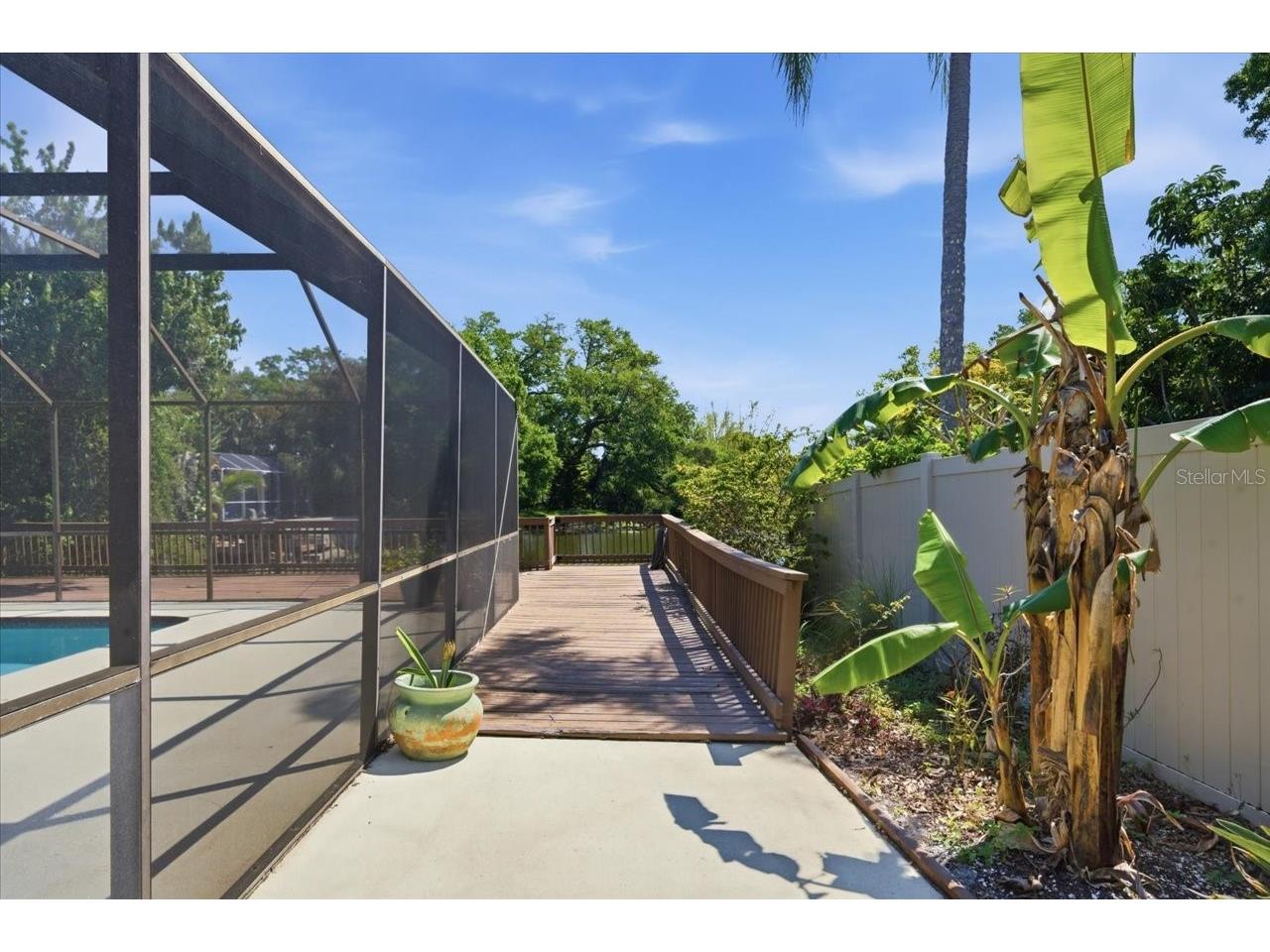 1023 Idlewild Drive N Dunedin FL 34698 TB8492969 image47