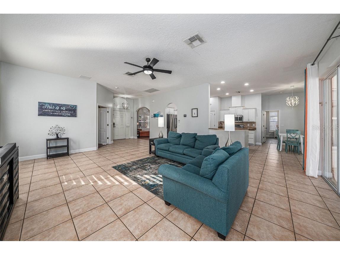 1023 Legends Pass Drive Valrico FL 33594 TB8452919 image10