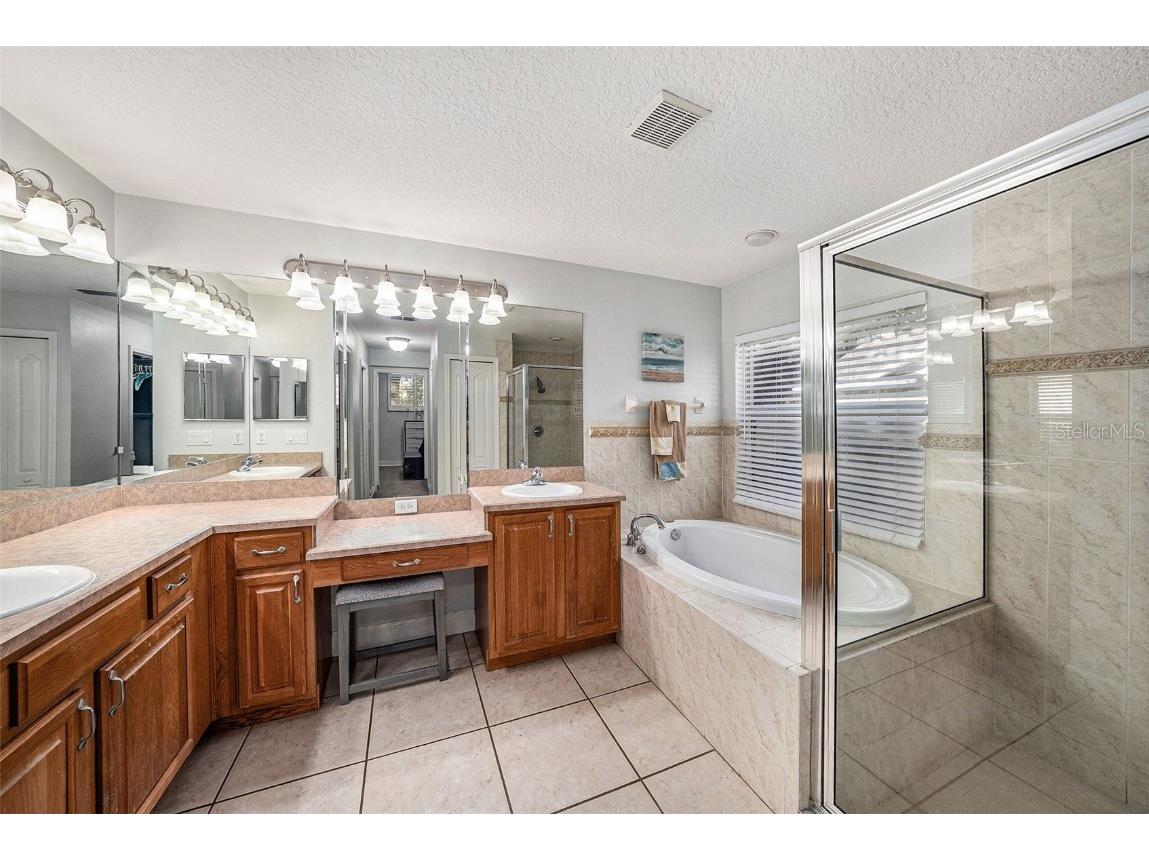 1023 Legends Pass Drive Valrico FL 33594 TB8452919 image18