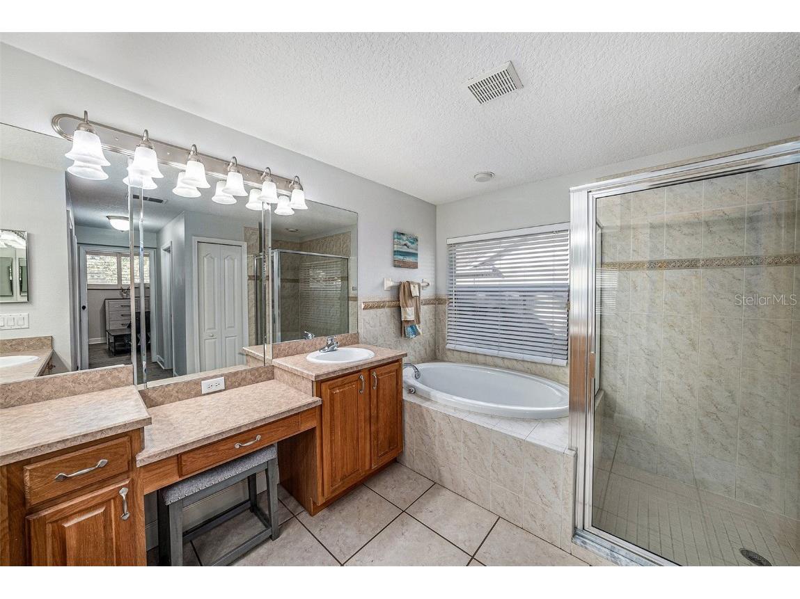 1023 Legends Pass Drive Valrico FL 33594 TB8452919 image19