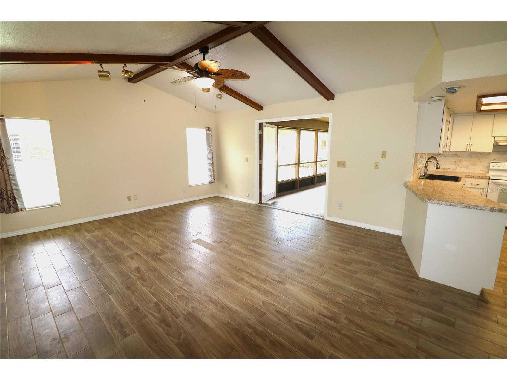 1023 Redbud Circle Plant City FL 33563 TB8527235 image10