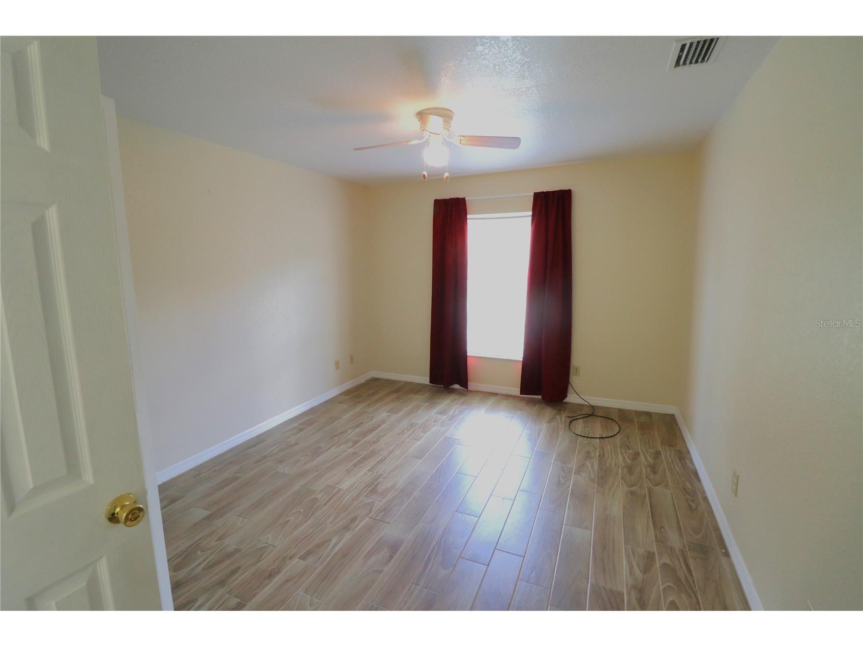 1023 Redbud Circle Plant City FL 33563 TB8527235 image15