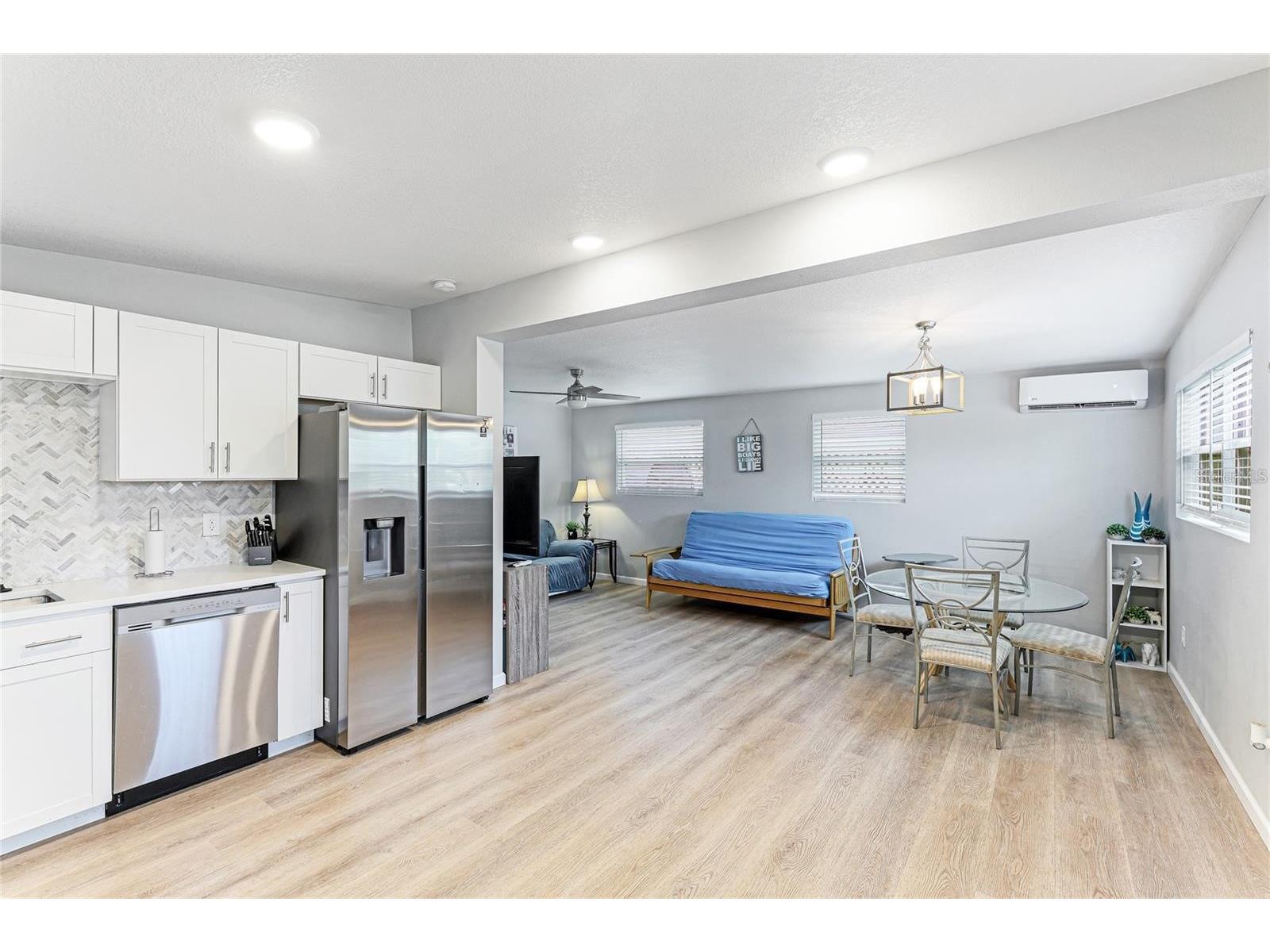 1023 Roberta Street Venice FL 34285 A4694814 image6