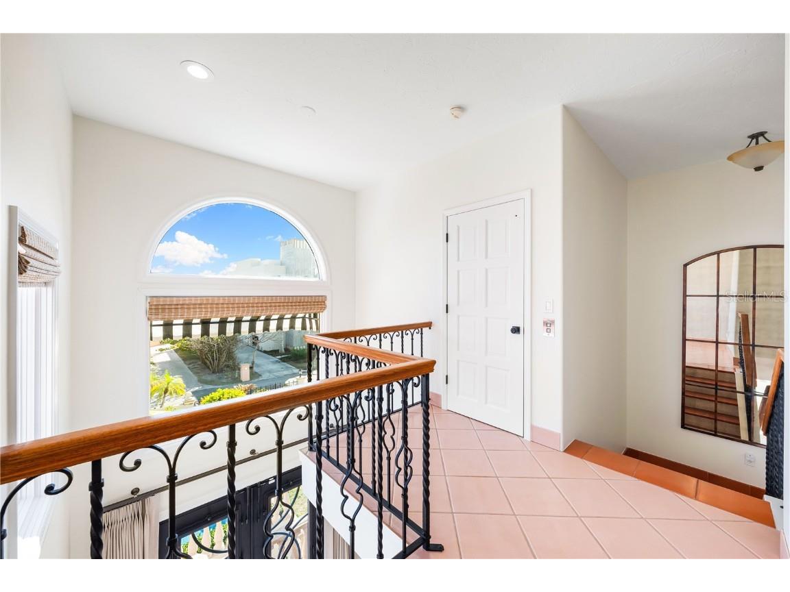 1023 Tocobaga Lane Sarasota FL 34236 A4671298 image37