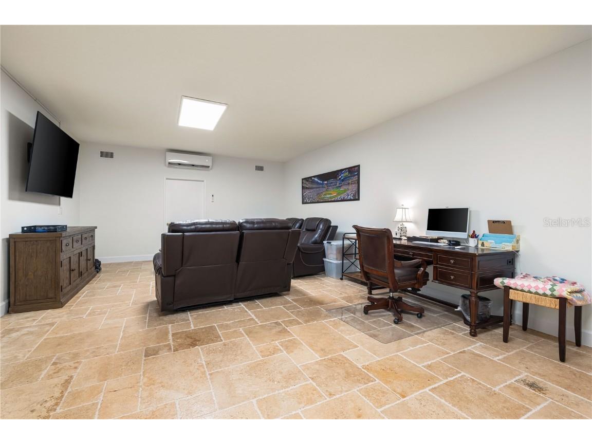 1023 Tocobaga Lane Sarasota FL 34236 A4671298 image52