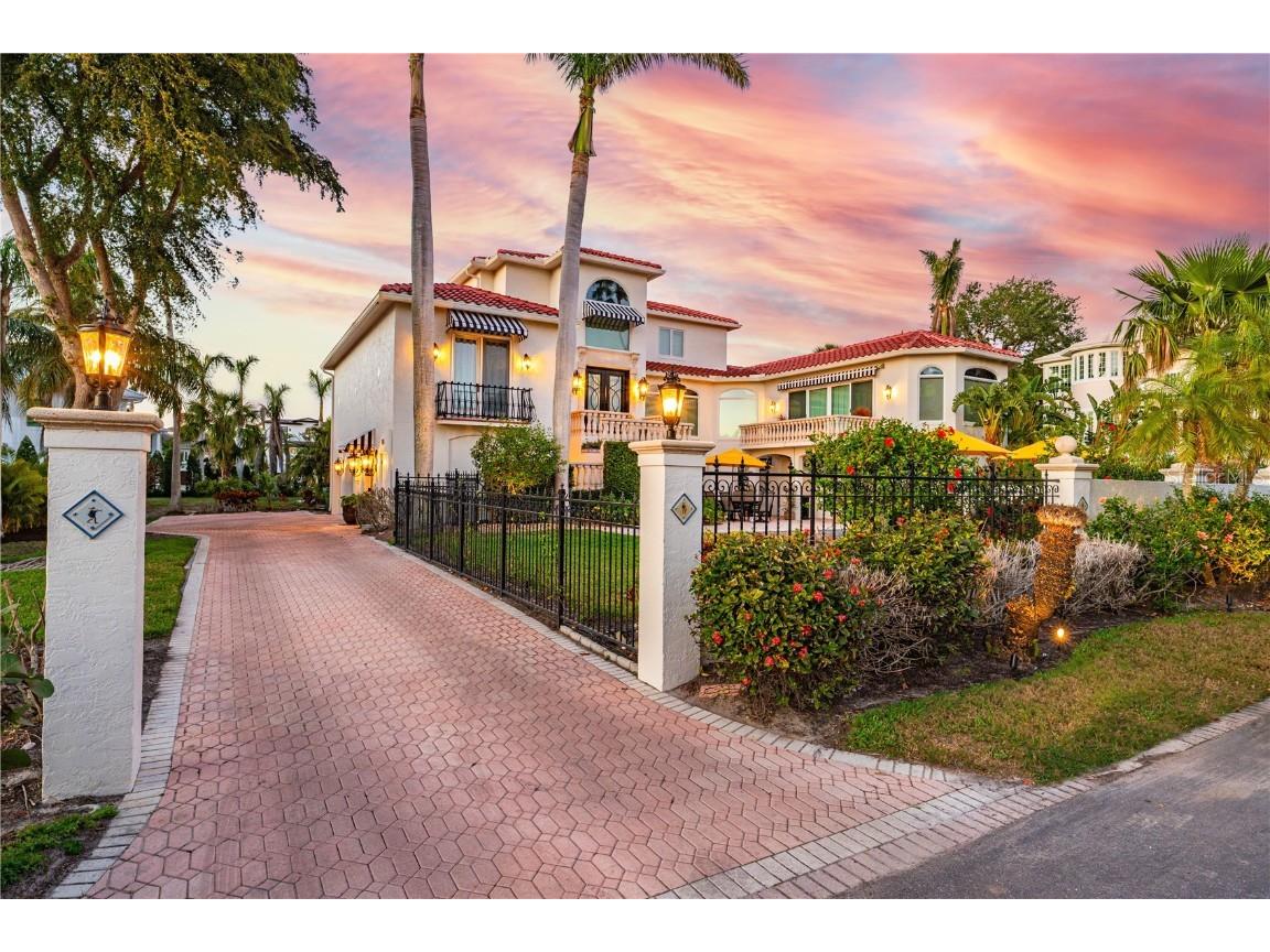 1023 Tocobaga Lane Sarasota FL 34236 A4671298 image62