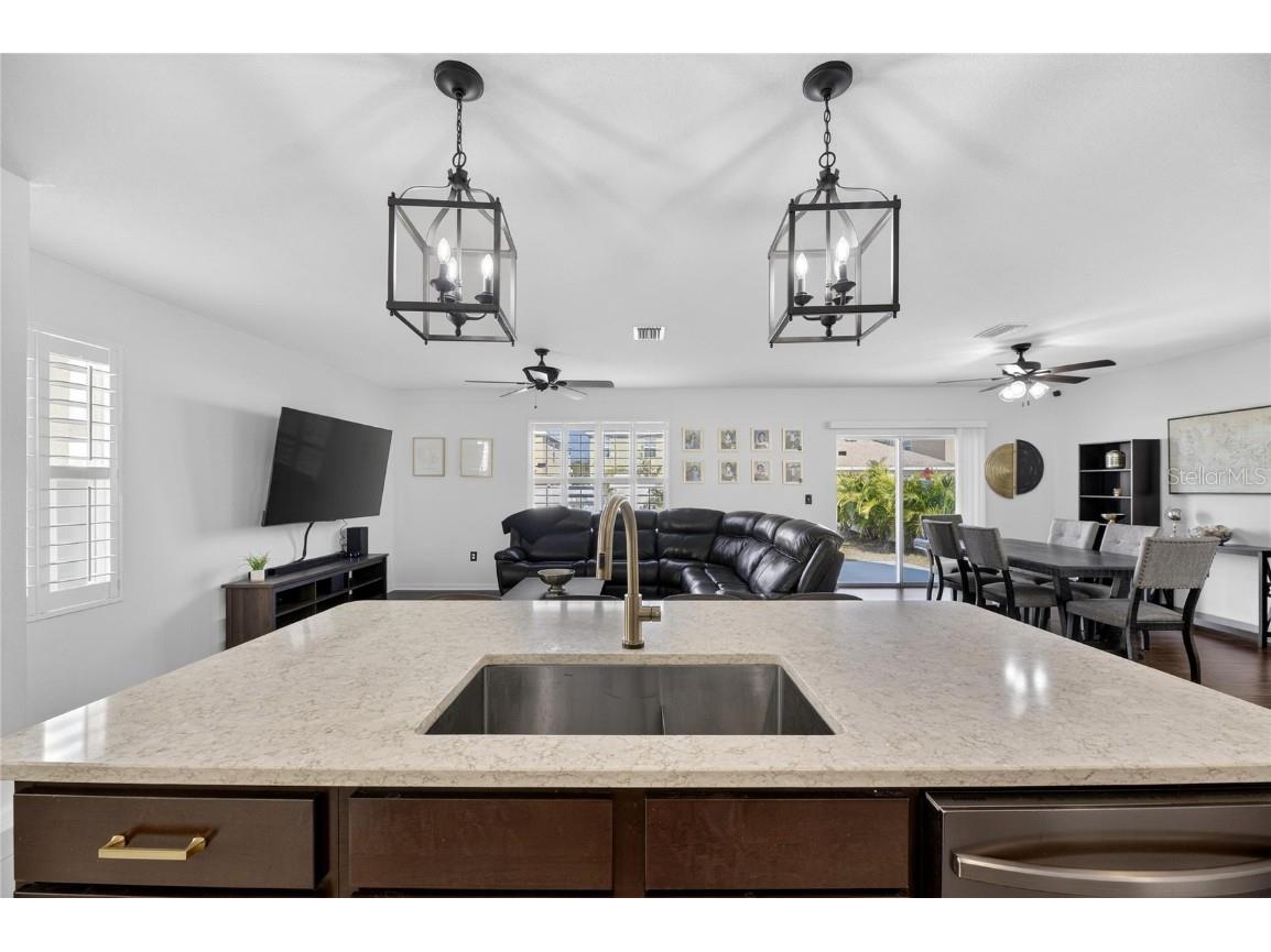 10230 Geese Trail Circle Sun City Center FL 33573 TB8461422 image24