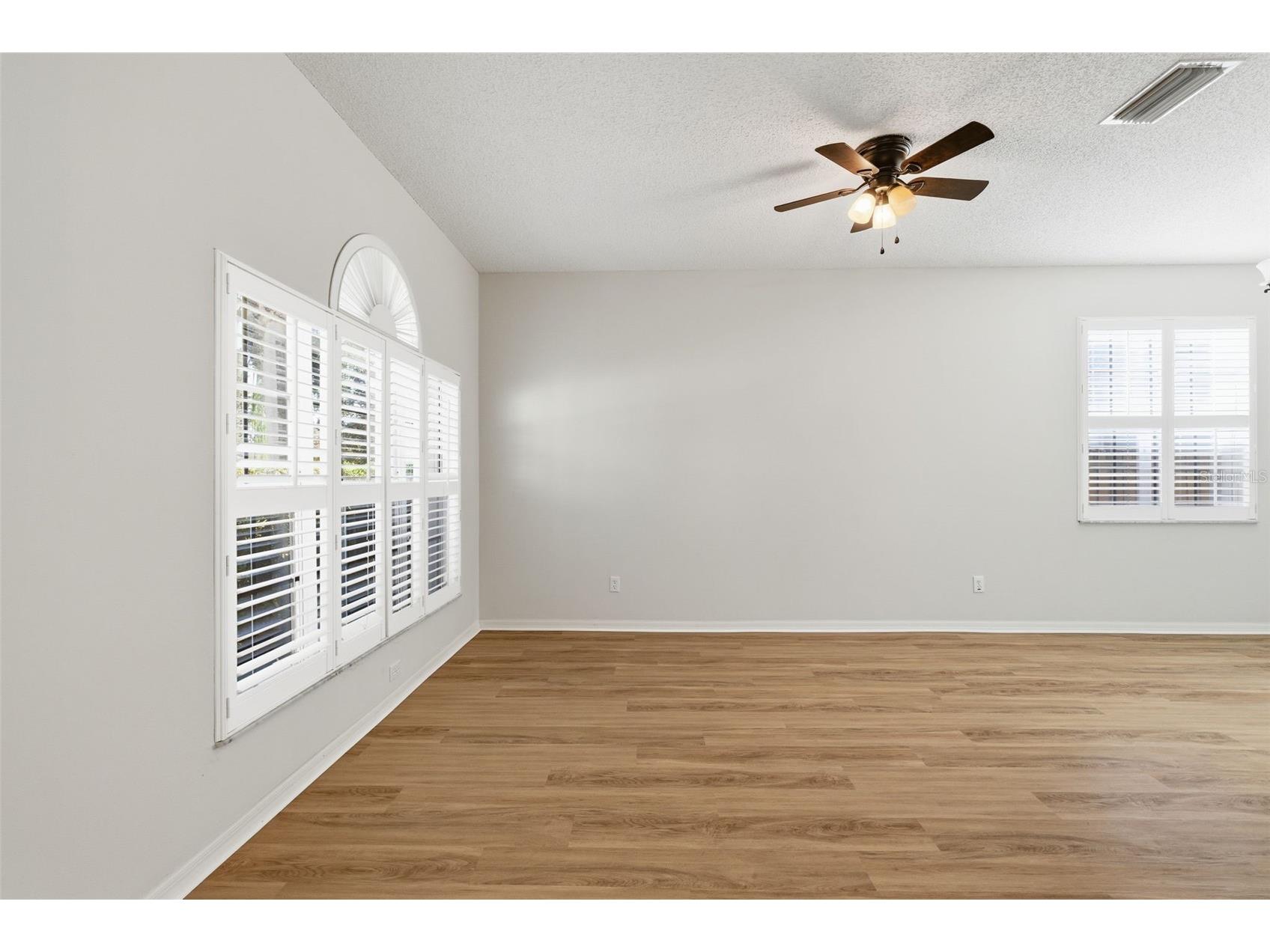 10232 Grant Creek Drive Tampa FL 33647 TB8444362 image4