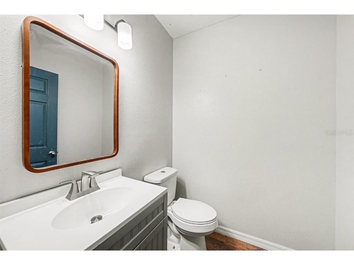 10233 Newminster Loop Ruskin FL 33573 TB8458564 image5