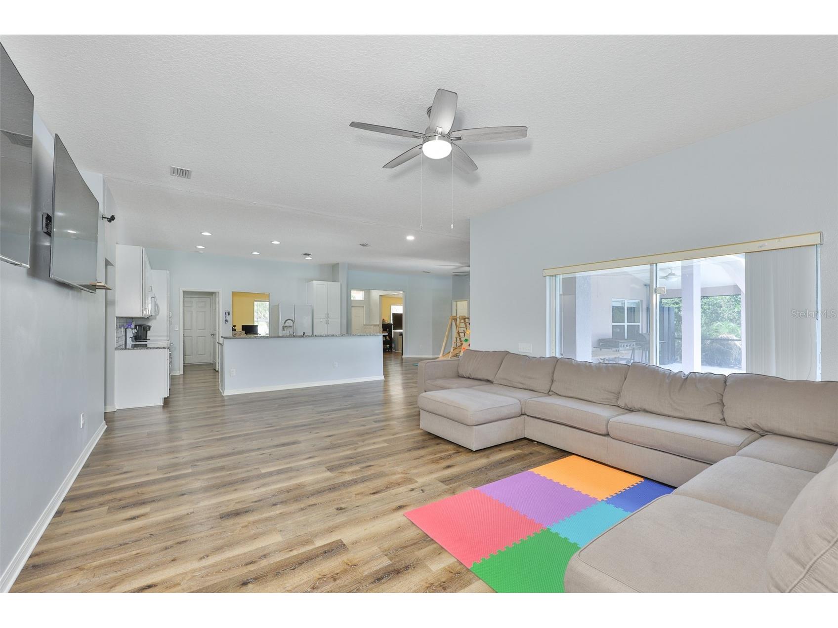 10234 Bloomfield Hills Drive Seffner FL 33584 TB8526232 image12