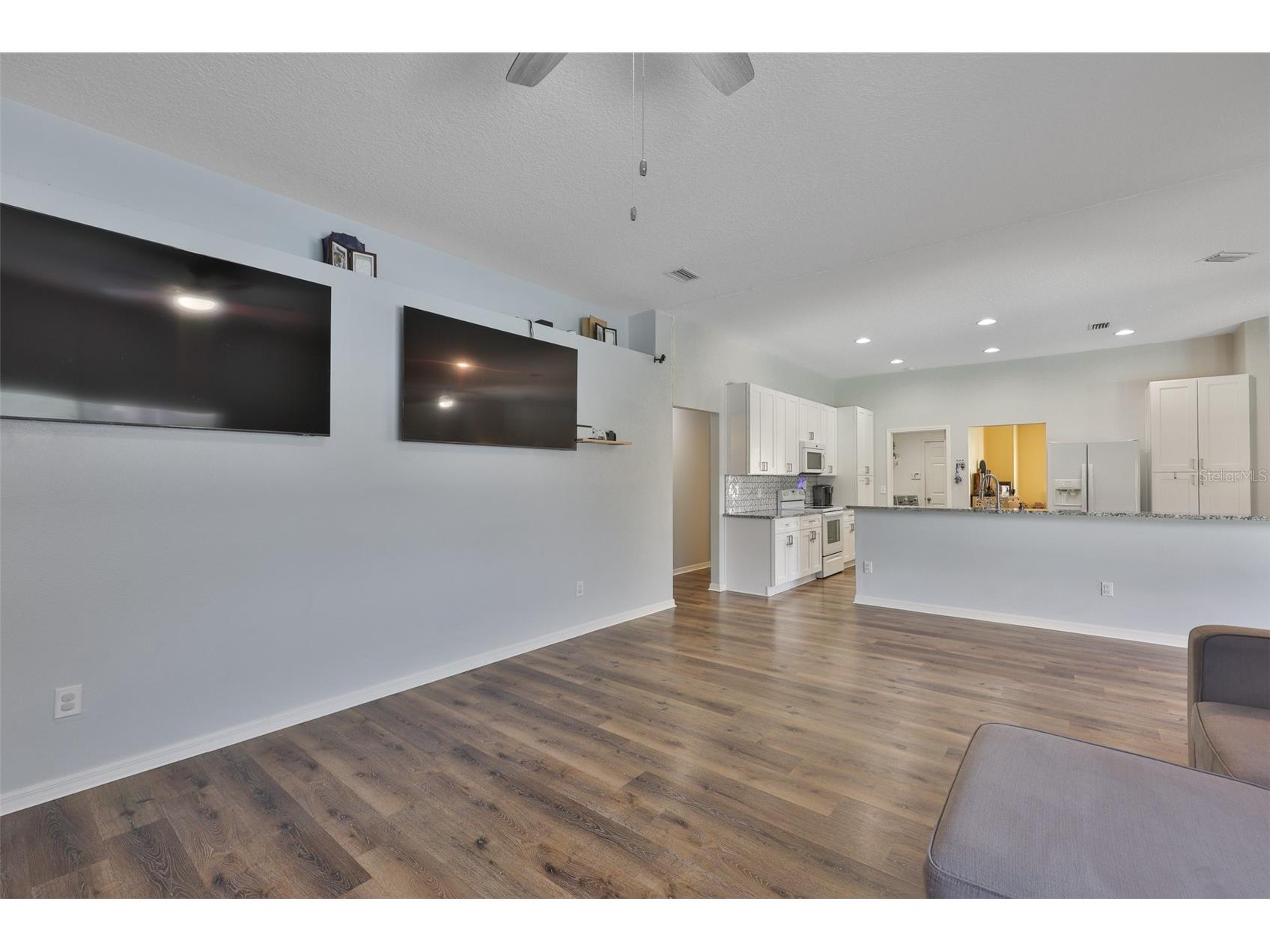 10234 Bloomfield Hills Drive Seffner FL 33584 TB8526232 image14