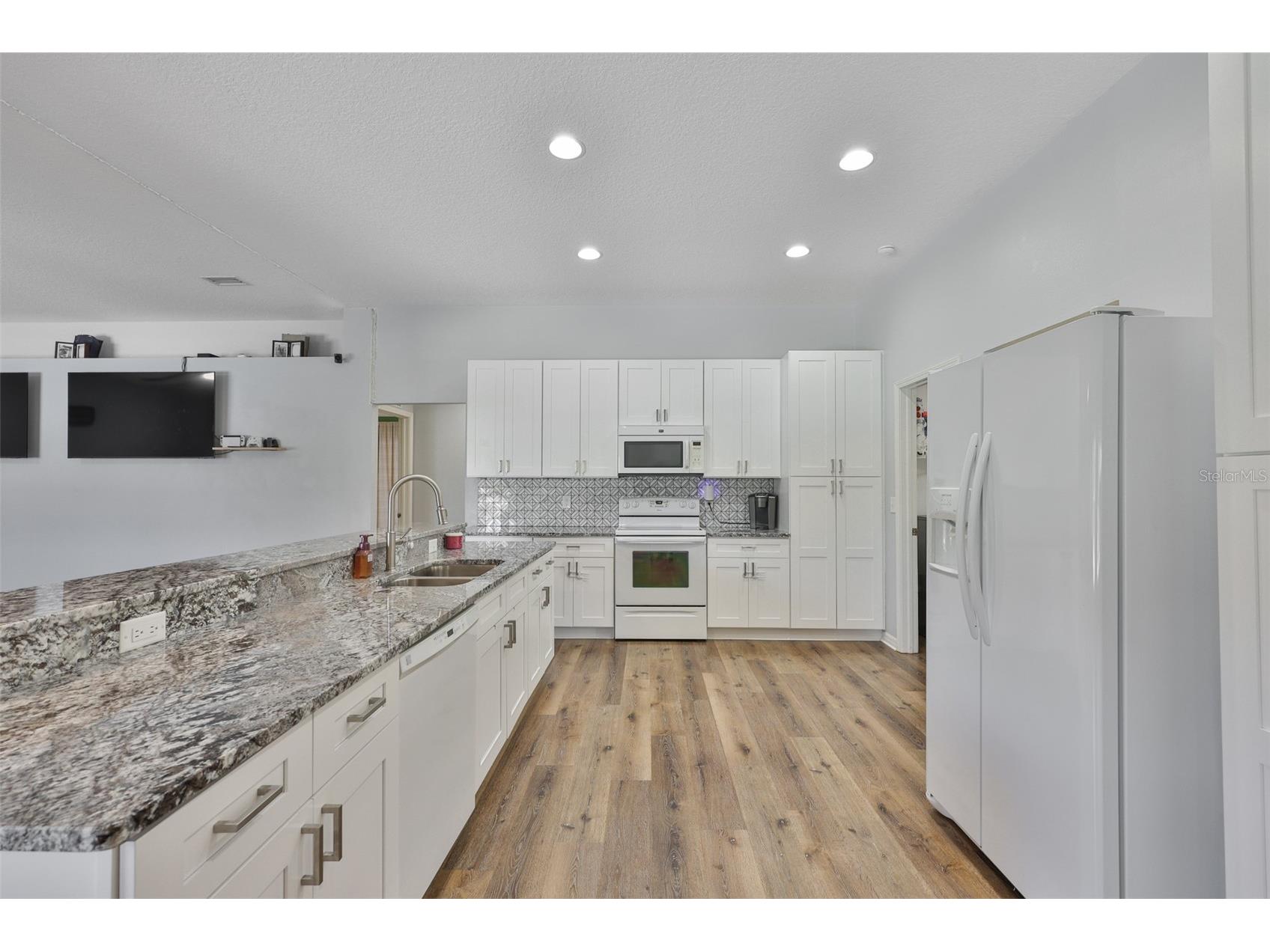 10234 Bloomfield Hills Drive Seffner FL 33584 TB8526232 image6