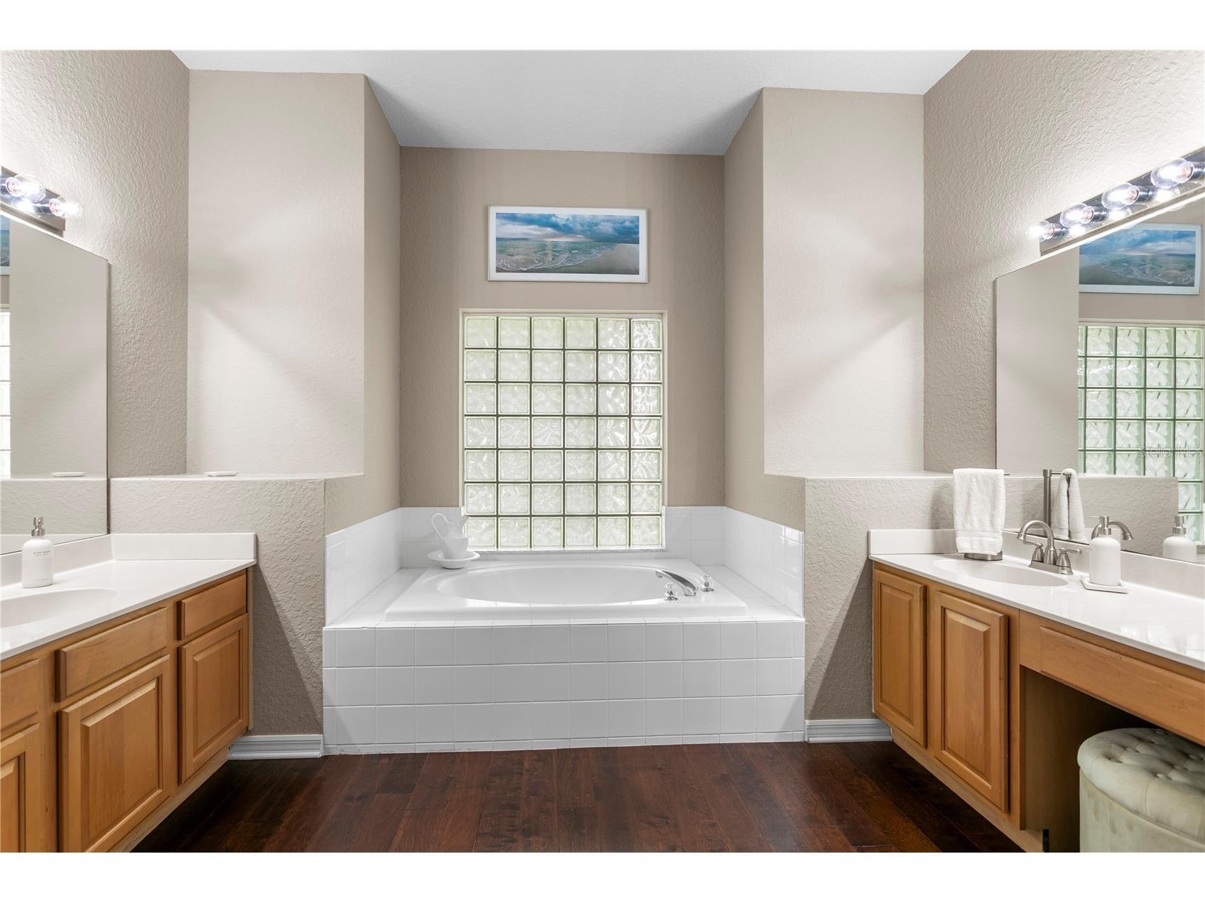 10237 Garden Alcove Drive Tampa FL 33647 TB8508942 image26