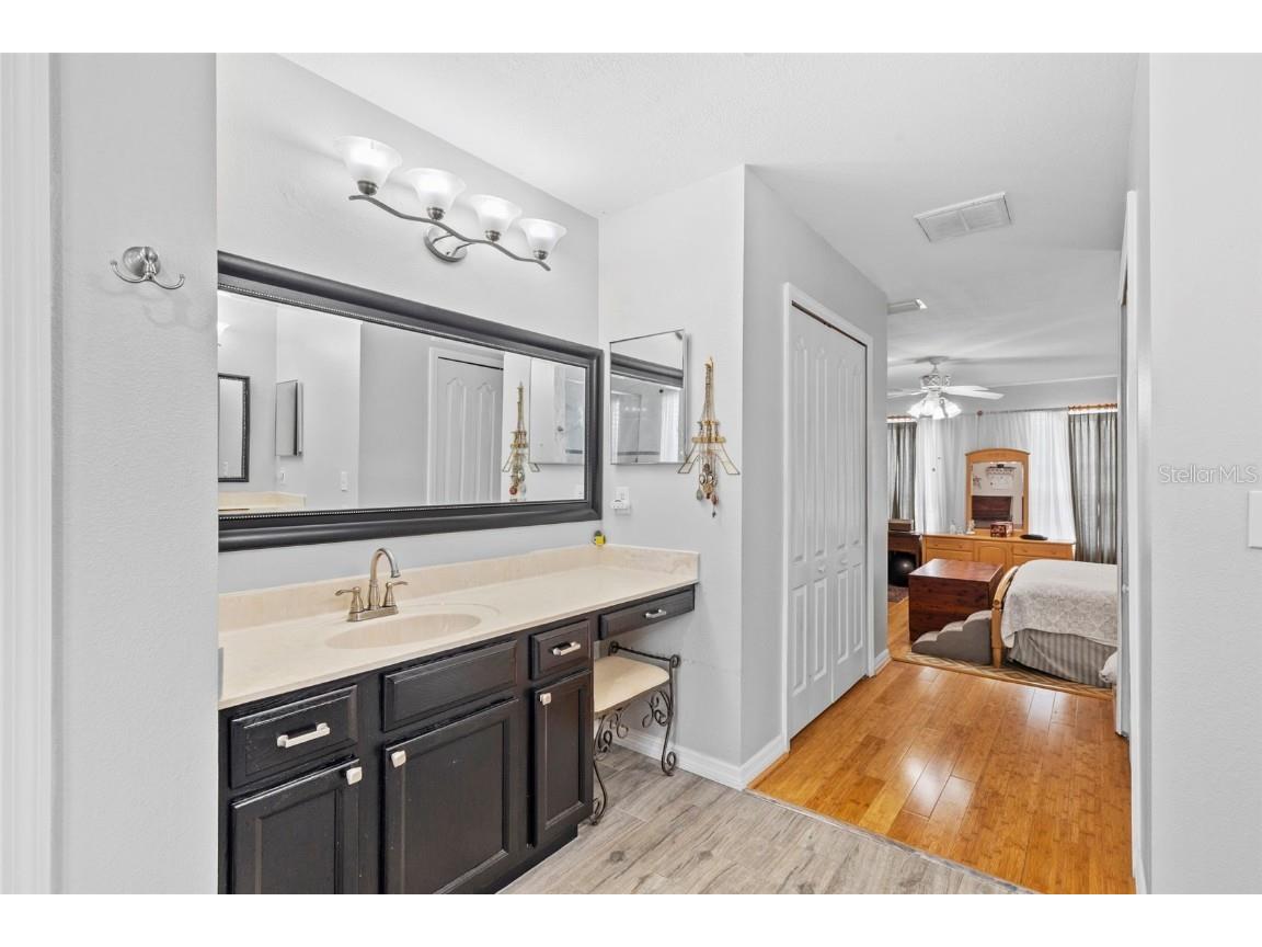 10237 Goldenbrook Way Tampa FL 33647 TB8425080 image20