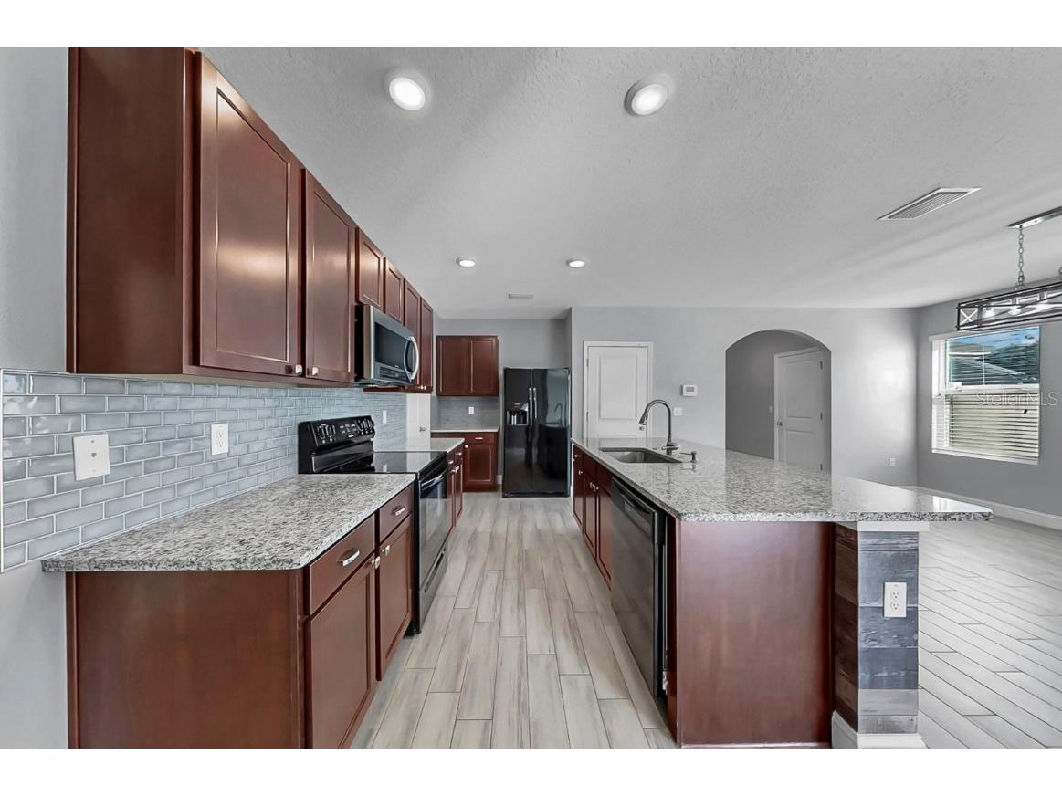 10237 Mangrove Well Road Sun City Center FL 33573 TB8454108 image13