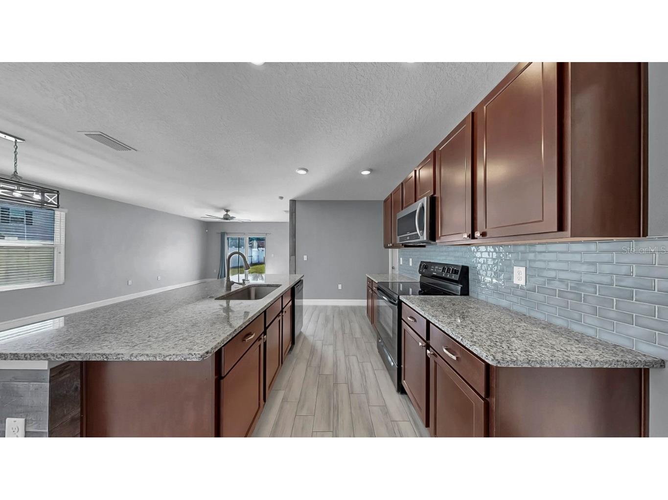 10237 Mangrove Well Road Sun City Center FL 33573 TB8454108 image16