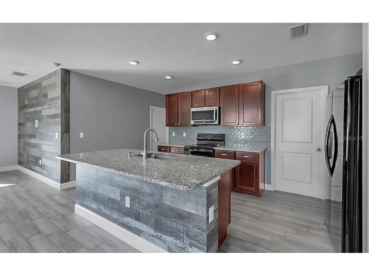 10237 Mangrove Well Road Sun City Center FL 33573 TB8454108 image19