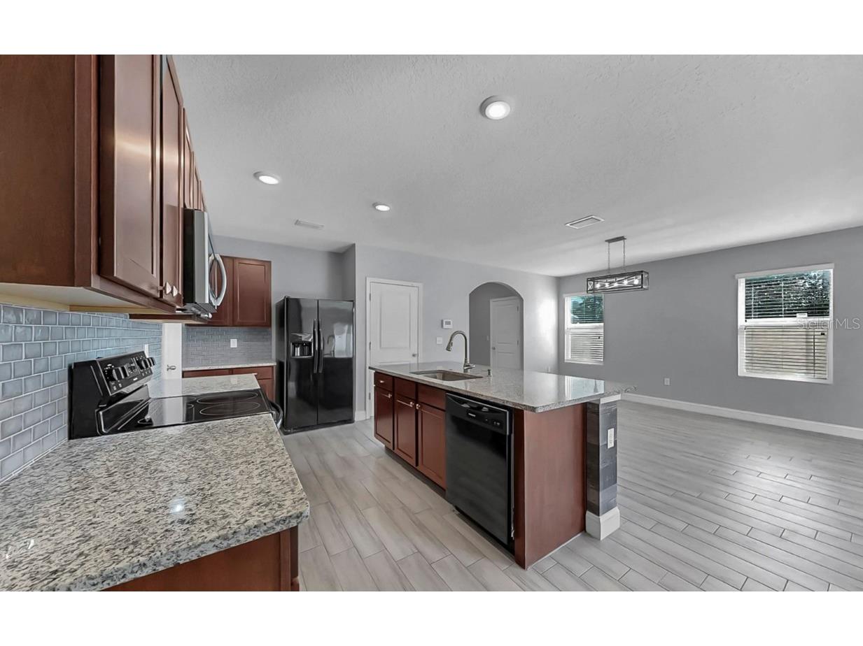 10237 Mangrove Well Road Sun City Center FL 33573 TB8454108 image20