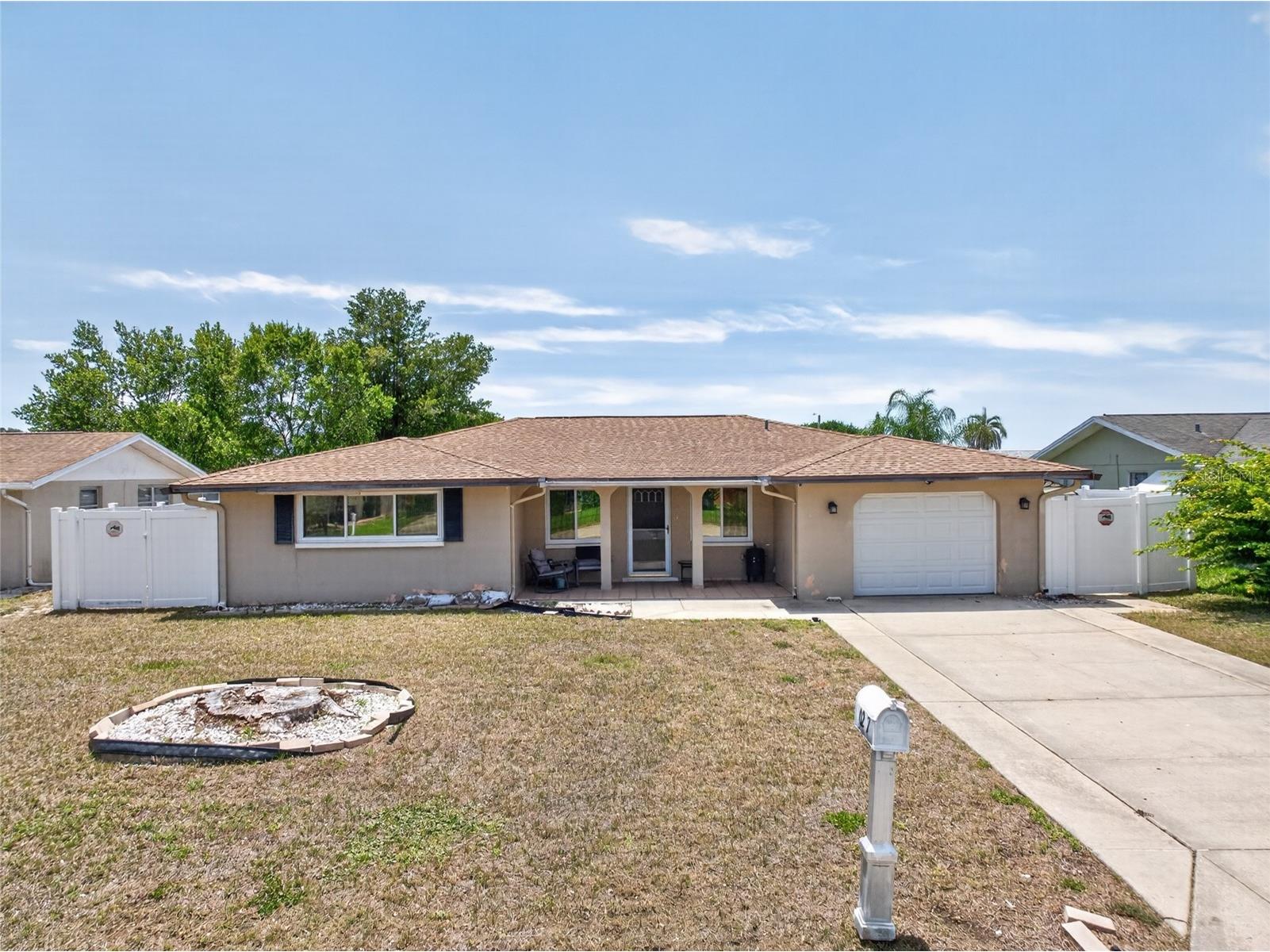 10237 Oak Hill Drive Port Richey FL 34668 A4696556 image1