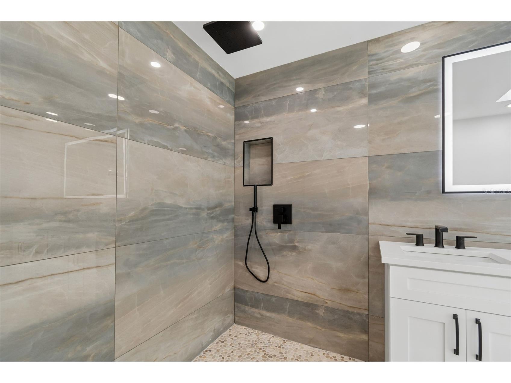10238 Tarpon Drive Treasure Island FL 33706 - BOCA CIEGA BAY TB8511355 image29
