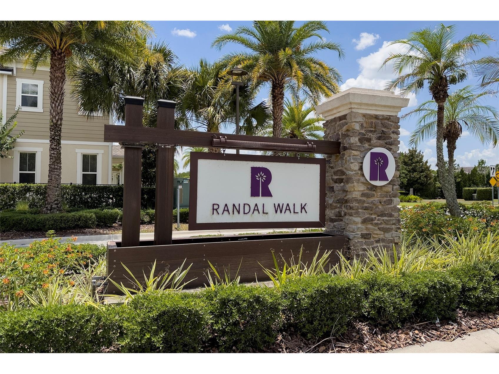 10239 Highline Crest Street Orlando FL 32832 O6421209 image2