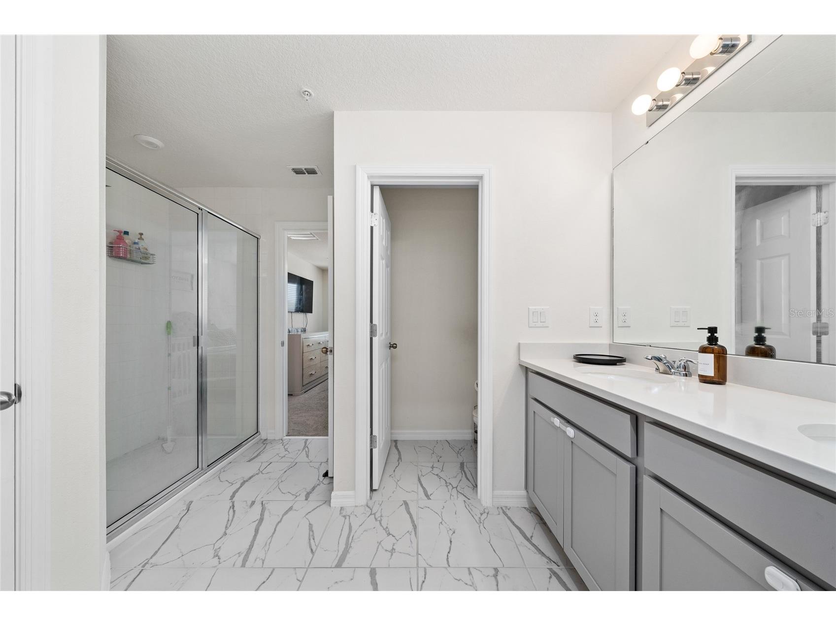 10239 Highline Crest Street Orlando FL 32832 O6421209 image23