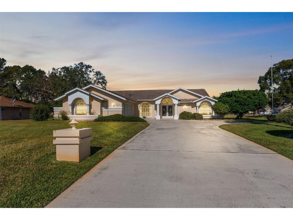 10239 Hoover Street Spring Hill FL 34608 W7871402 image1