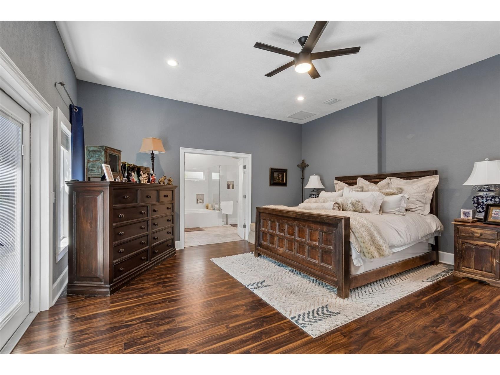 1024 16th Avenue N Saint Petersburg FL 33704 TB8487002 image19
