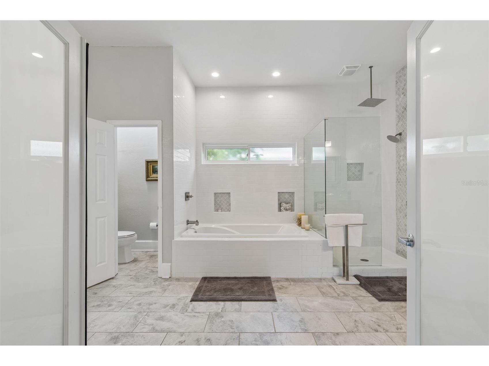 1024 16th Avenue N Saint Petersburg FL 33704 TB8487002 image21