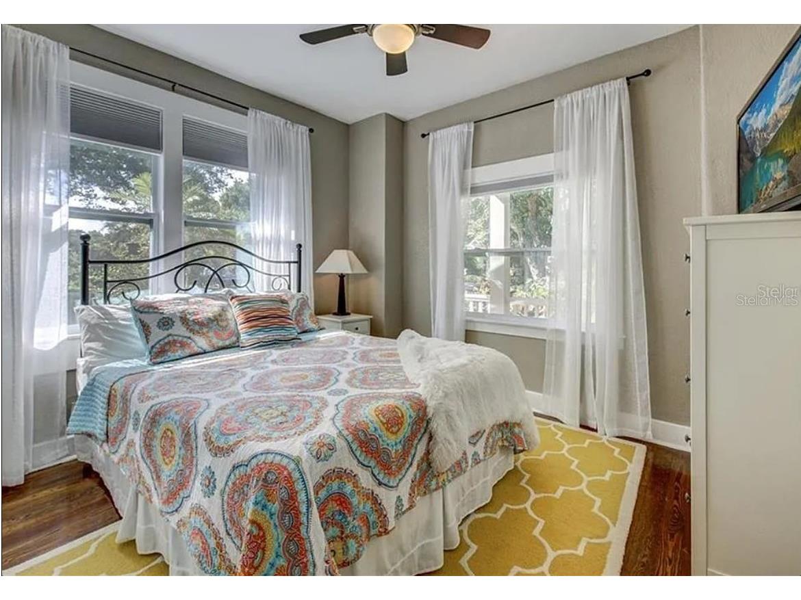 1024 16th Avenue N Saint Petersburg FL 33704 TB8487002 image28