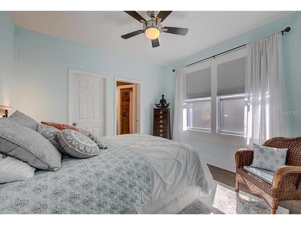 1024 16th Avenue N Saint Petersburg FL 33704 TB8487002 image31
