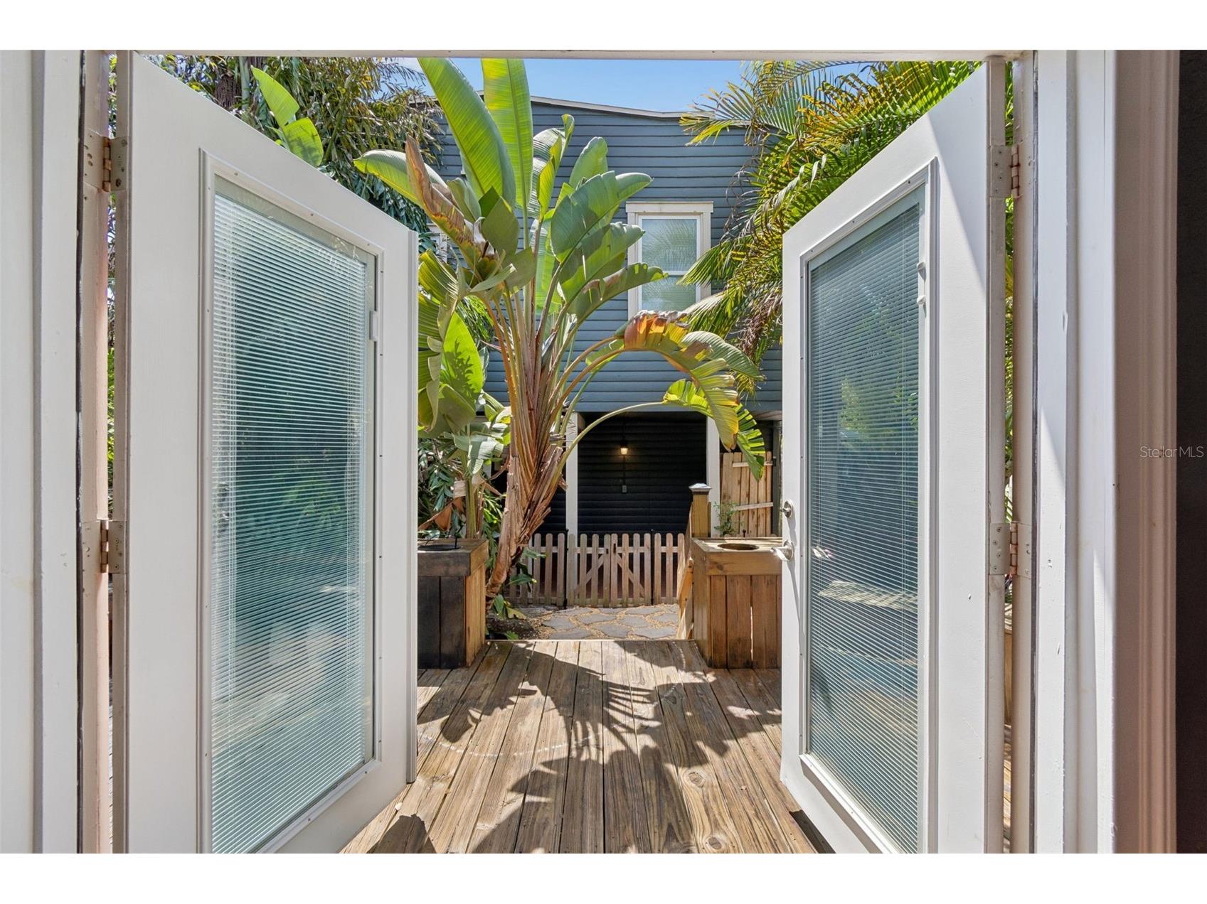 1024 16th Avenue N Saint Petersburg FL 33704 TB8487002 image33