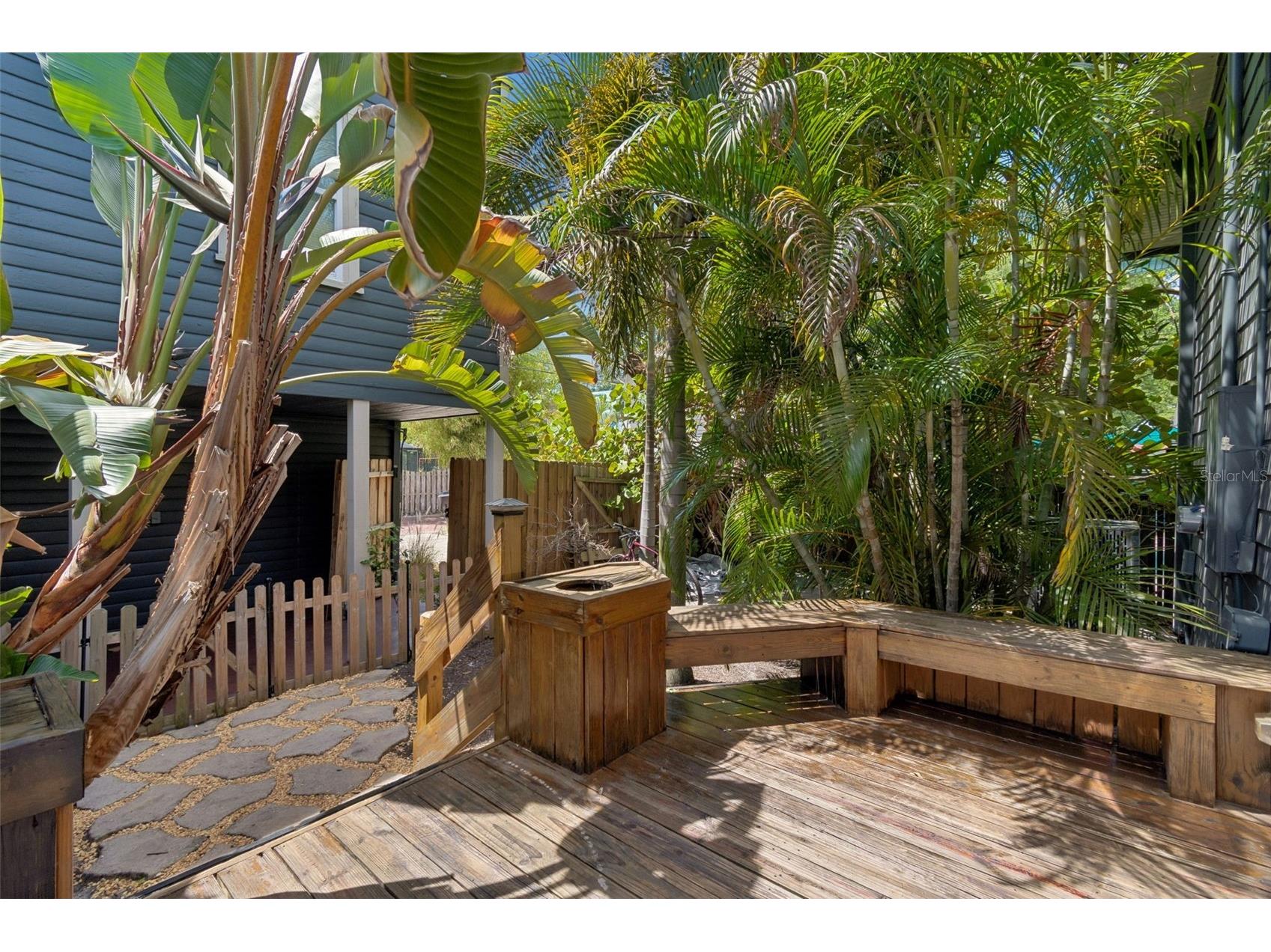 1024 16th Avenue N Saint Petersburg FL 33704 TB8487002 image36
