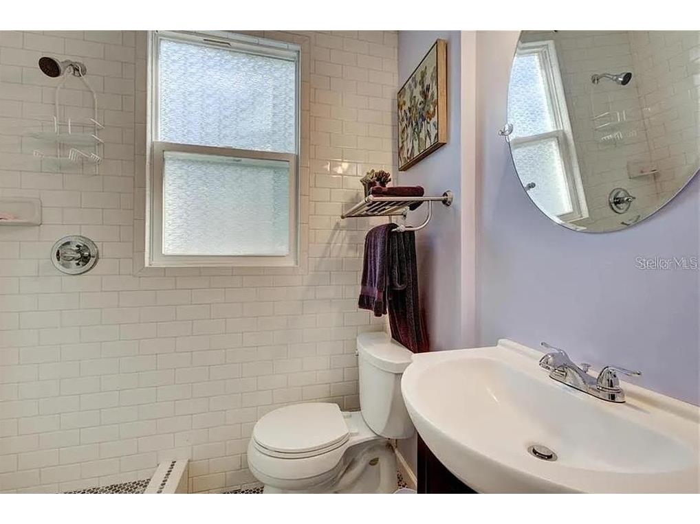 1024 16th Avenue N Saint Petersburg FL 33704 TB8487002 image44