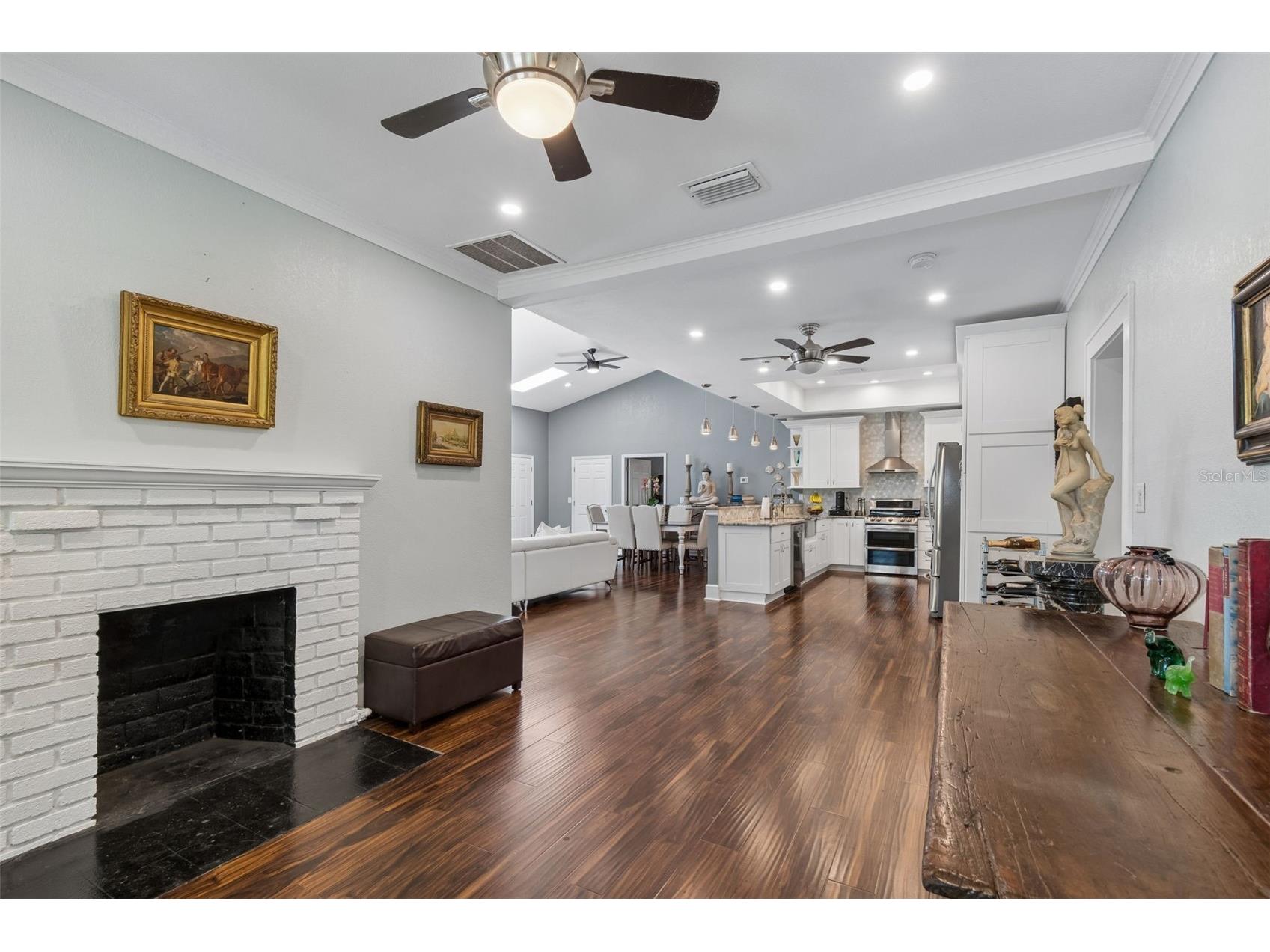 1024 16th Avenue N Saint Petersburg FL 33704 TB8487002 image6