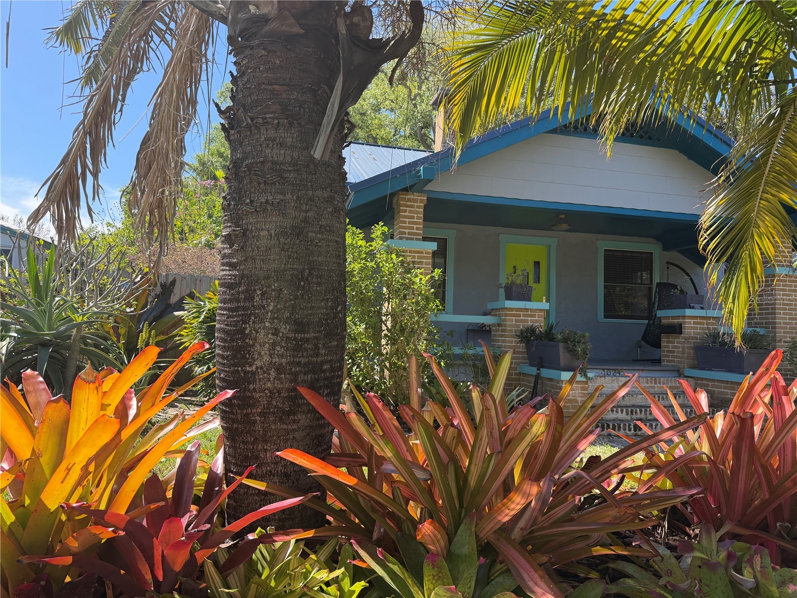 1024 23rd Avenue N Saint Petersburg FL 33704 TB8489368 image2