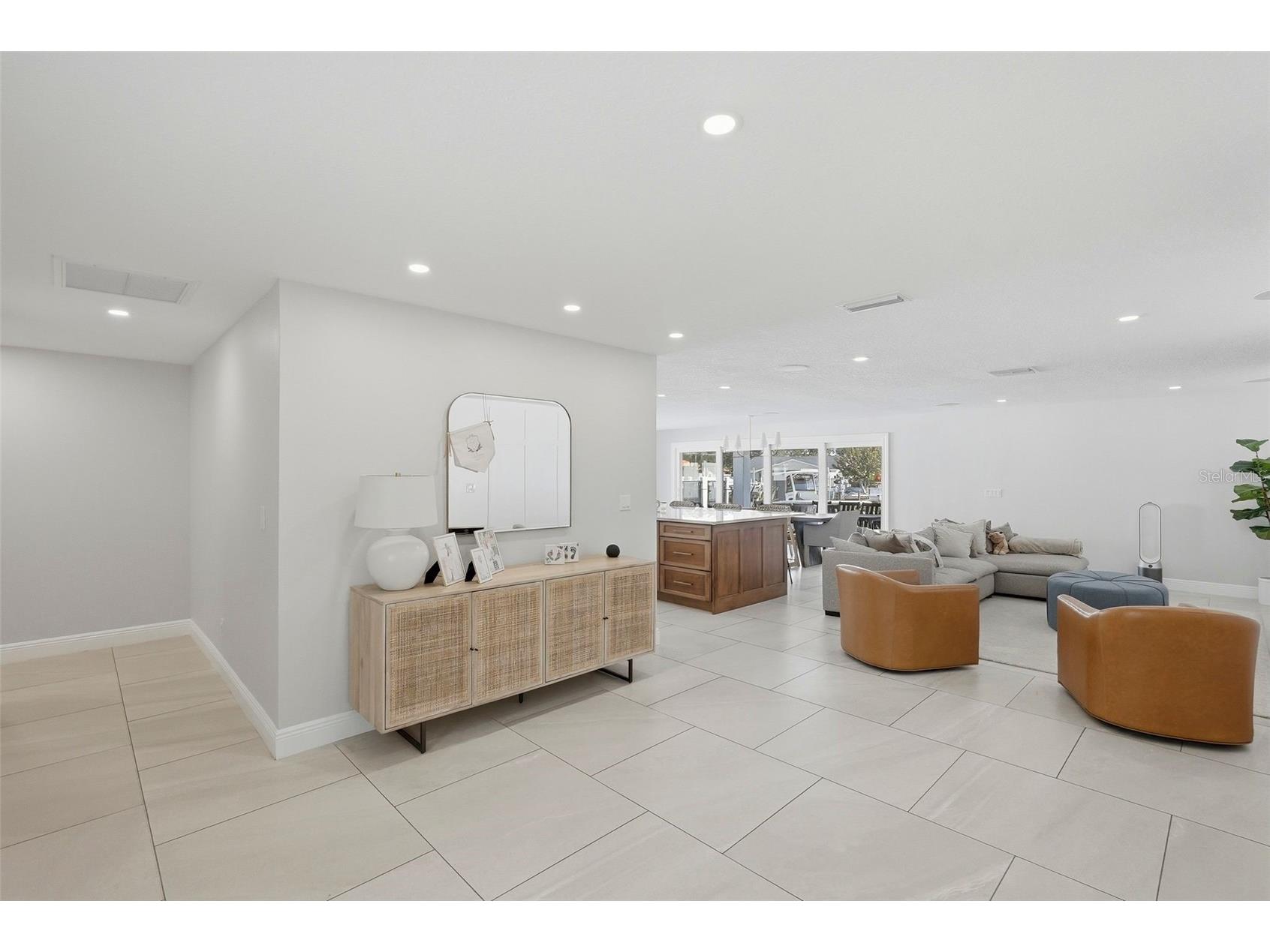 1024 44th Avenue NE Saint Petersburg FL 33703 TB8505296 image12