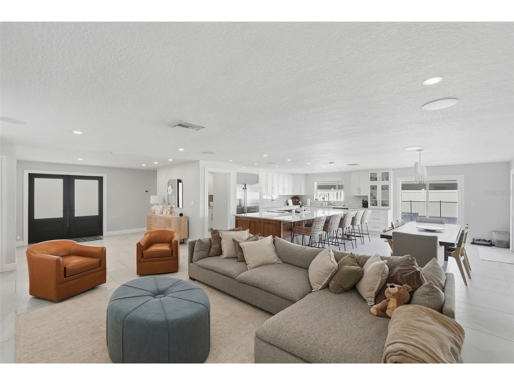 1024 44th Avenue NE Saint Petersburg FL 33703 TB8505296 image3