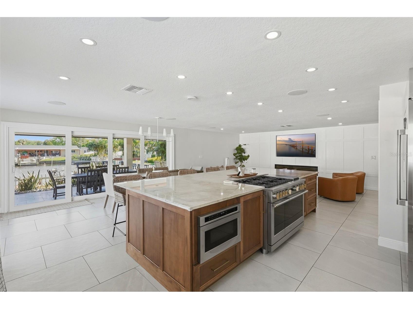 1024 44th Avenue NE Saint Petersburg FL 33703 TB8505296 image9
