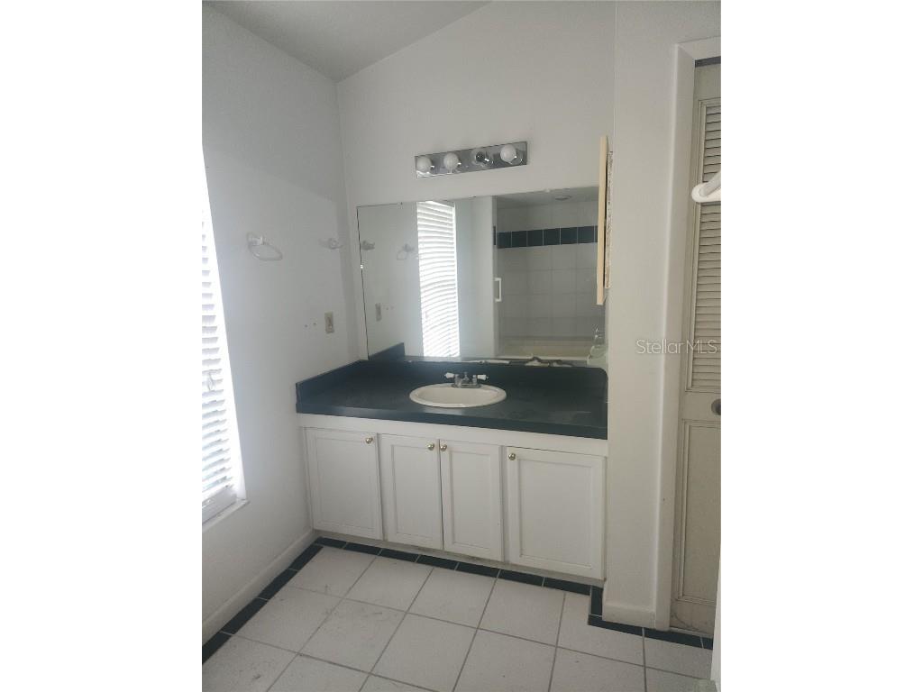 1024 Abeline Deltona FL 32725 V4946236 image11