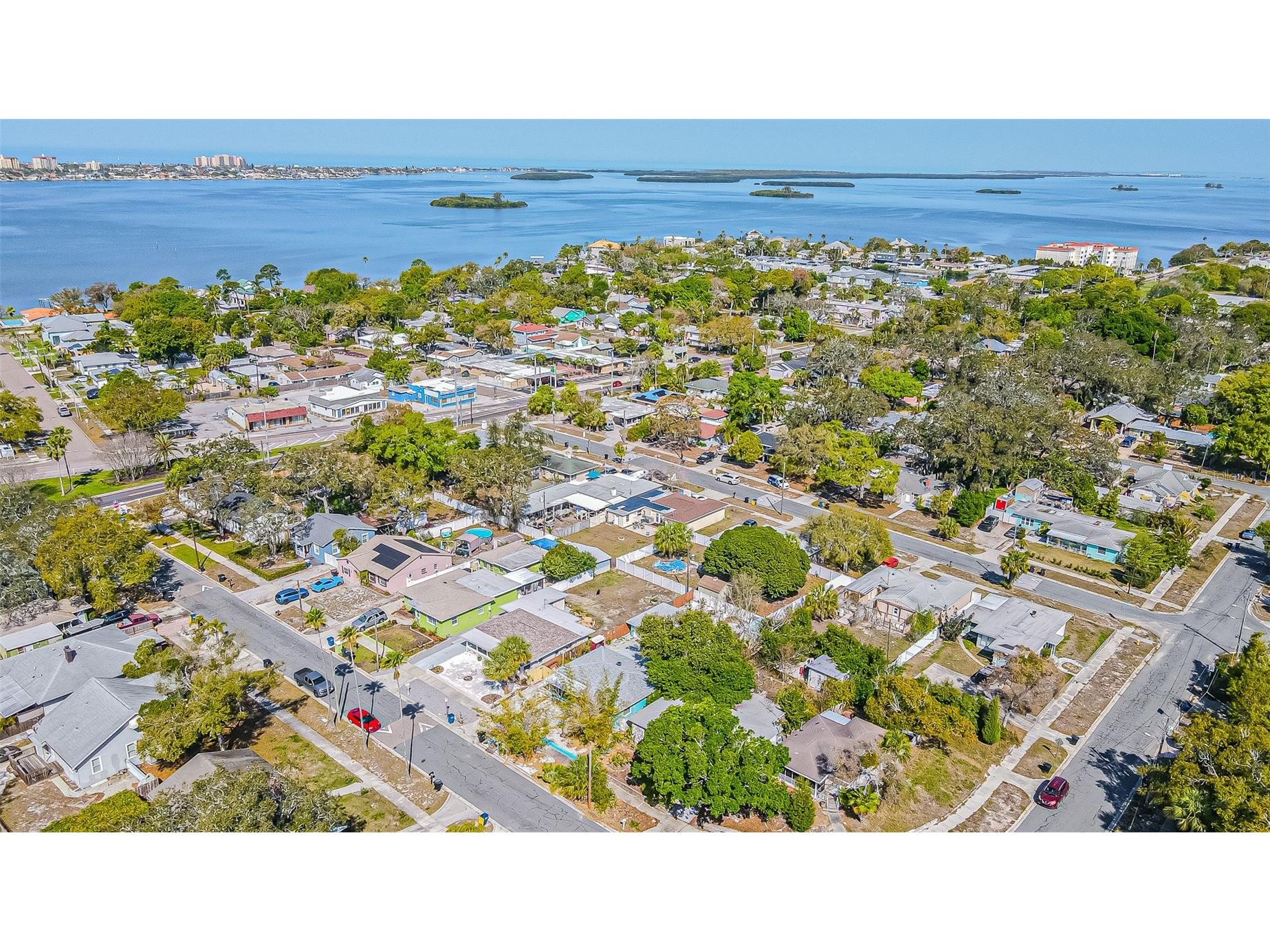 1024 Apache Trail Clearwater FL 33755 TB8486499 image33