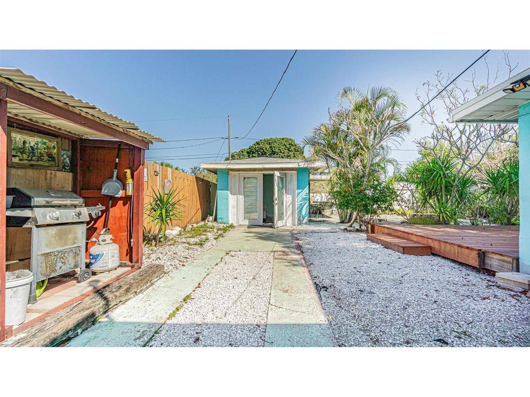 1024 Apache Trail Clearwater FL 33755 TB8486499 image4