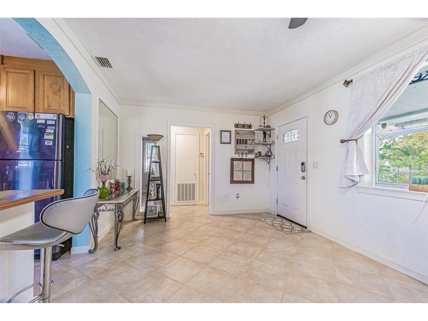 1024 Apache Trail Clearwater FL 33755 TB8486499 image6