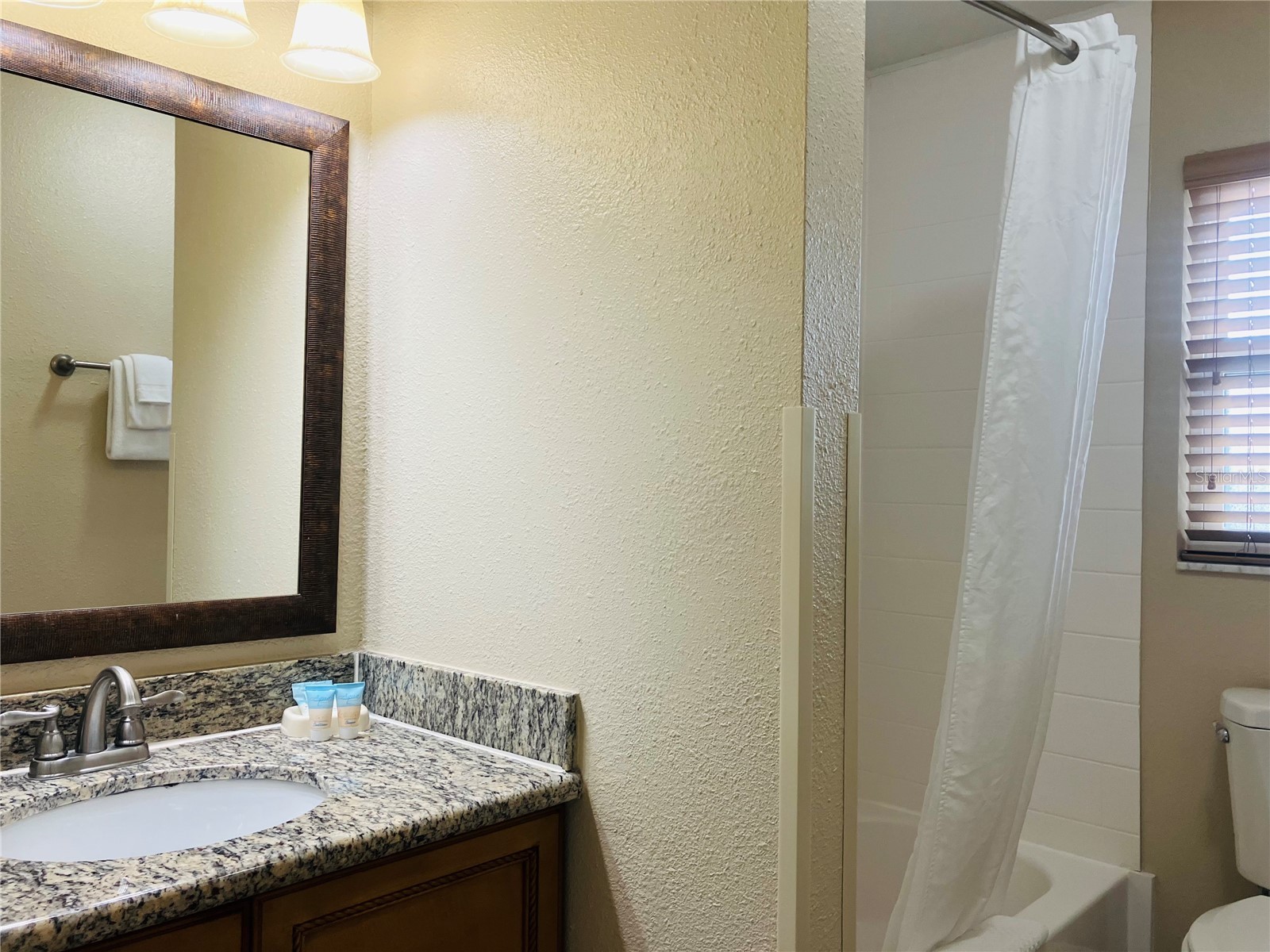 1024 Baseball And Boardwalk Court Kissimmee FL 34746 O6394408 image10