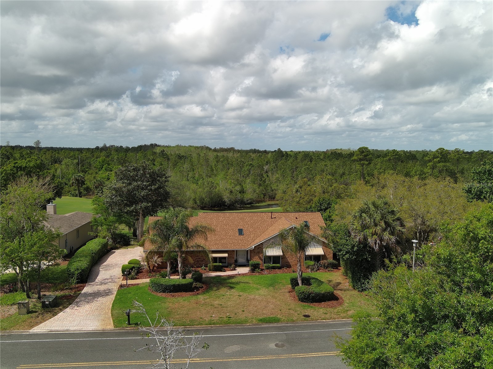 1024 Club House Boulevard New Smyrna Beach FL 32168 V4948329 image5