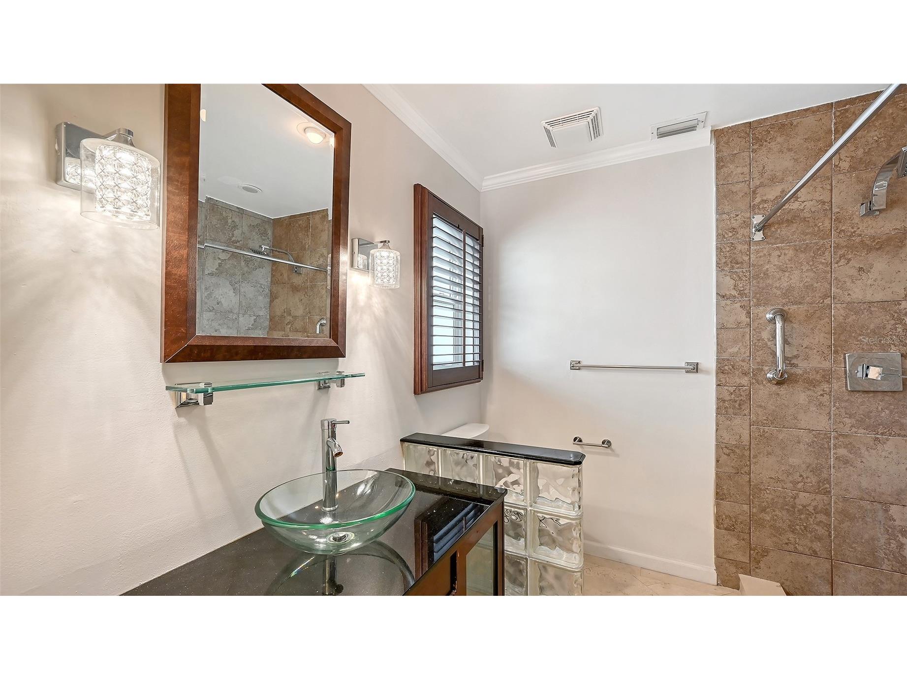 1024 Deer Run Venice FL 34293 A4686675 image22